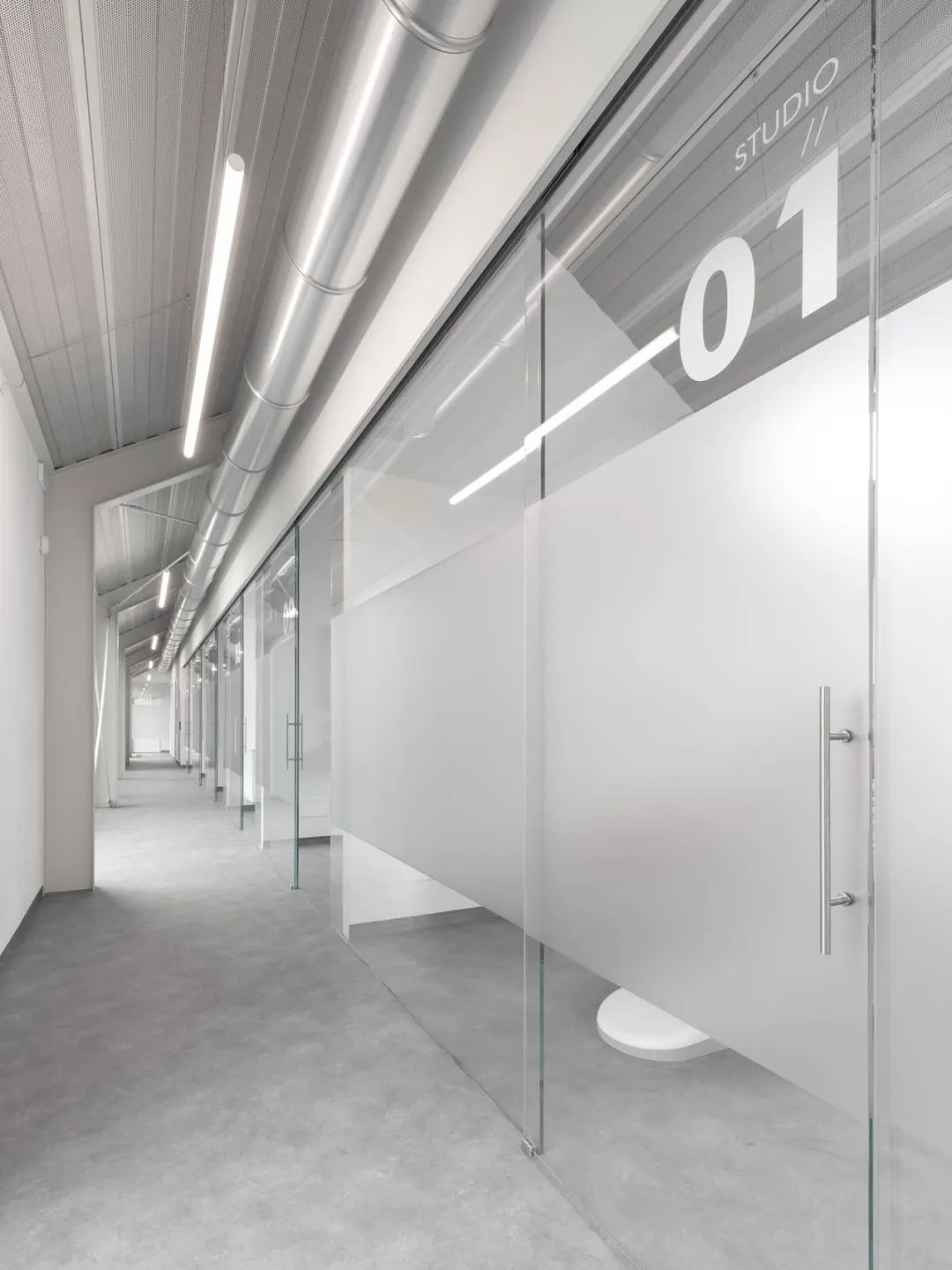 牙科诊所设计，重塑工业空间的医疗美学